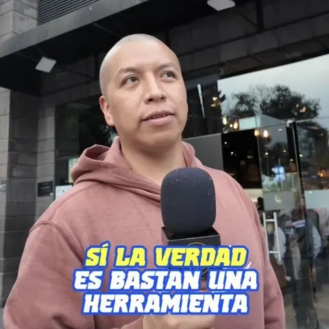 Entrevistado en Paseo Colón